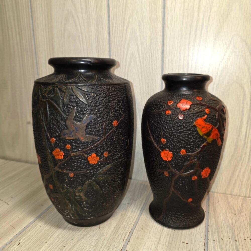 Vtg Early 20th Cetury Japanese Vases Tokanabe Ware Black Pottery Birds Japan